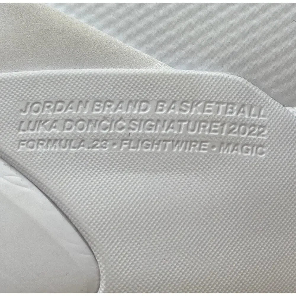 Jordan Luka 1 Dog Dad My Dawgs Mens 9 White Coral Basketball DN1772-106